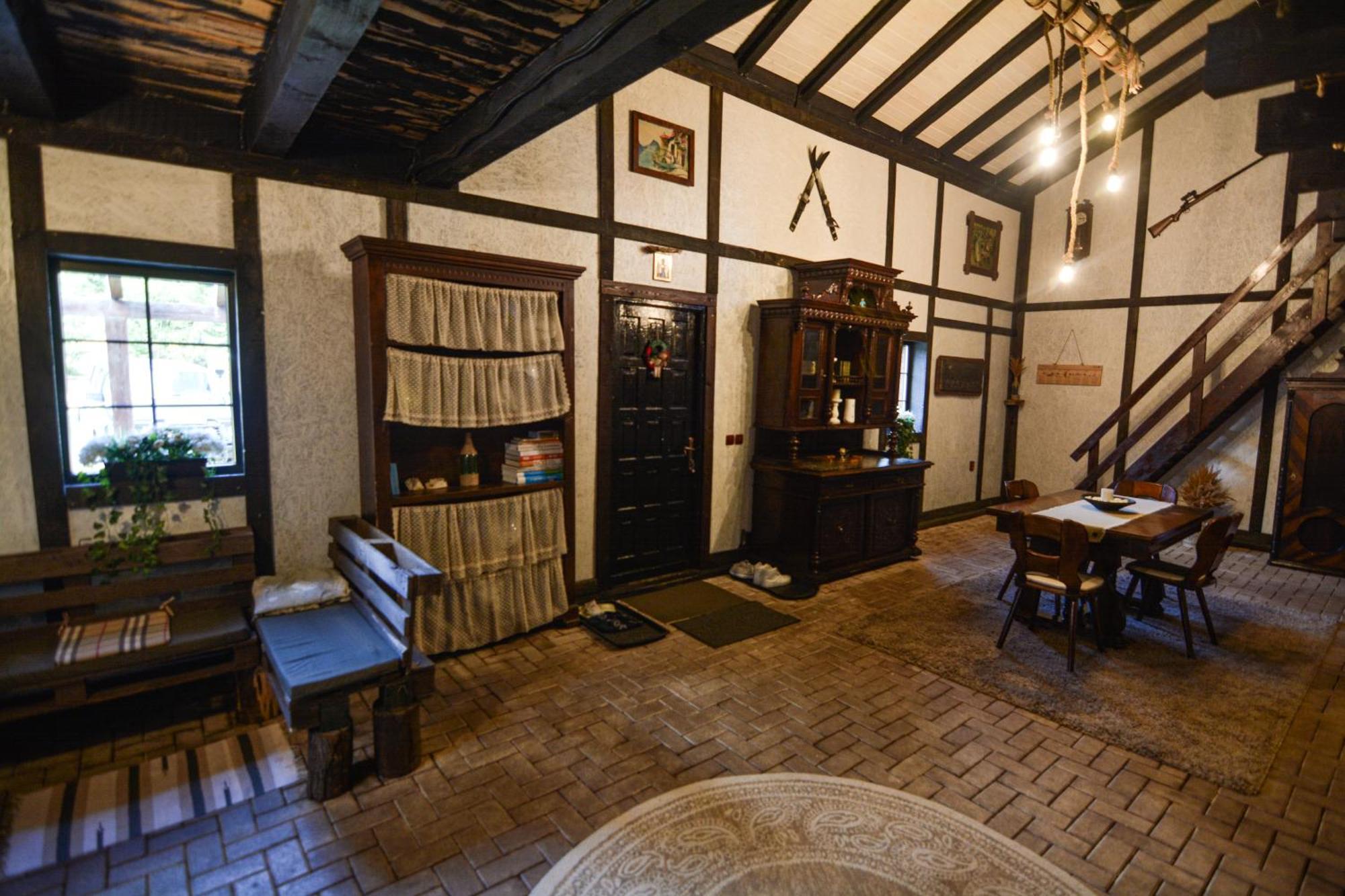 Camere De Inchiriat Pasi Liberi Tău Bistra 外观 照片