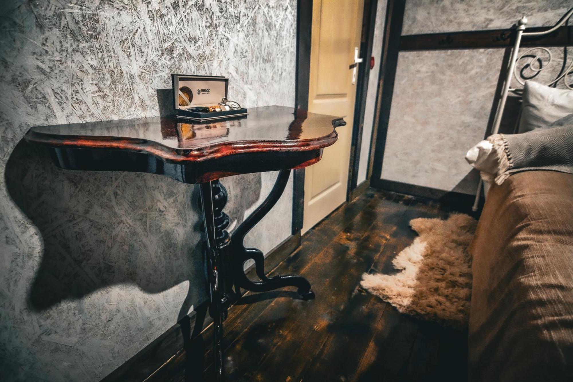 Camere De Inchiriat Pasi Liberi Tău Bistra 外观 照片